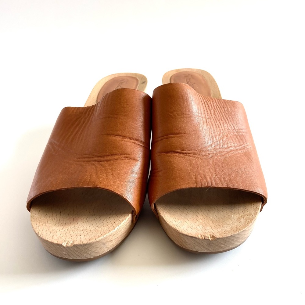 MADEWELL • The Evelyn Clog Slide Sandal in Burnished Caramel - Picture 8 of 16
